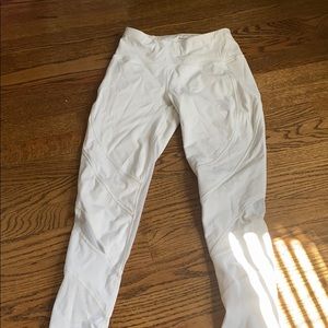 SWEATY BETTY all white not see through leggings